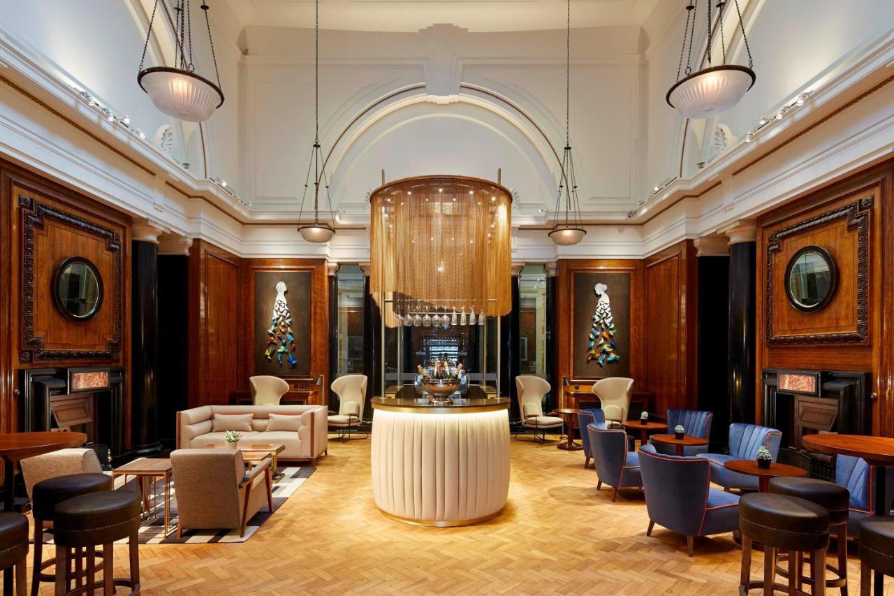 London Marriott Hotel County Hall Екстер'єр фото